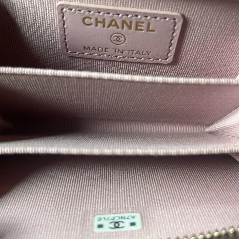 Chanel caviar quilted zip coin purse light pink